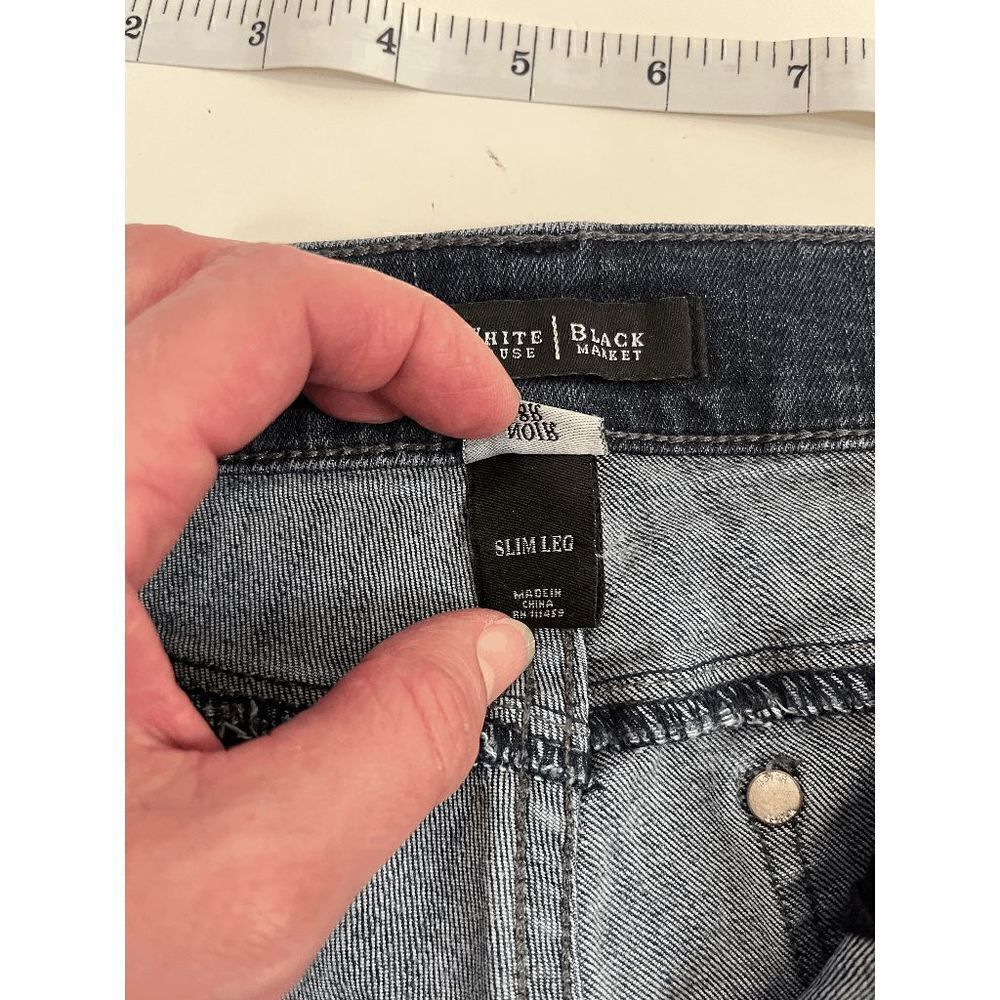 White House Black Market Womens Low rise Slim Leg Jeans Medium wash Sz 8R - Picture 8 of 8